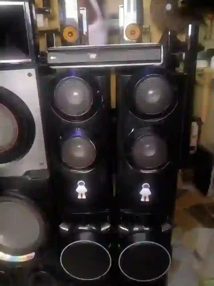 https://blinkers-bucket.nyc3.digitaloceanspaces.com/production/uploads/new/adds/Spmrqds7sF2PdpL.webp