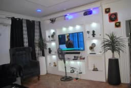 https://blinkers-bucket.nyc3.digitaloceanspaces.com/production/uploads/new/adds/hQARk8RWZW2aTv2.webp