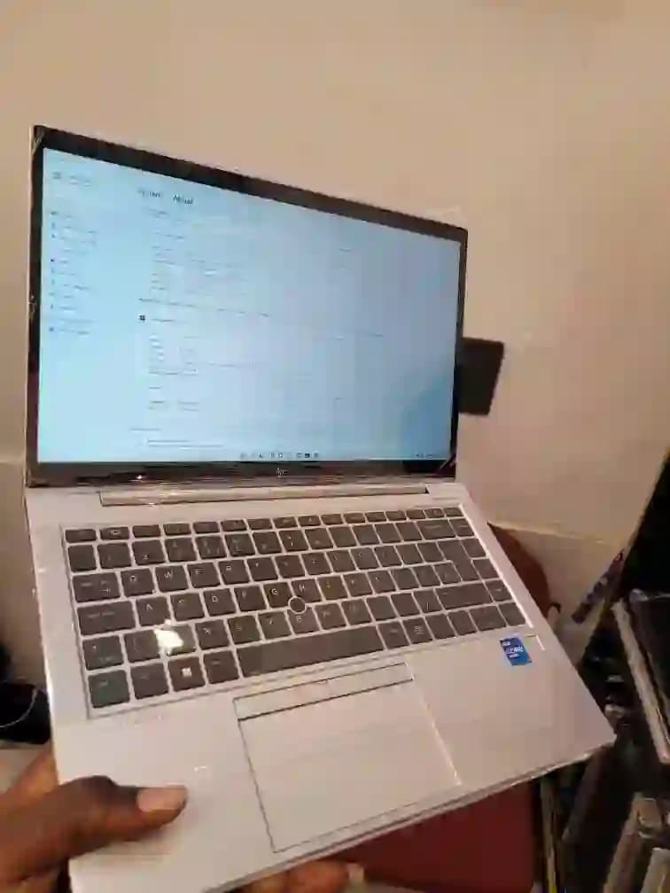https://blinkers-bucket.nyc3.digitaloceanspaces.com/production/uploads/new/adds/kFrMfmTulYBr24i.webp